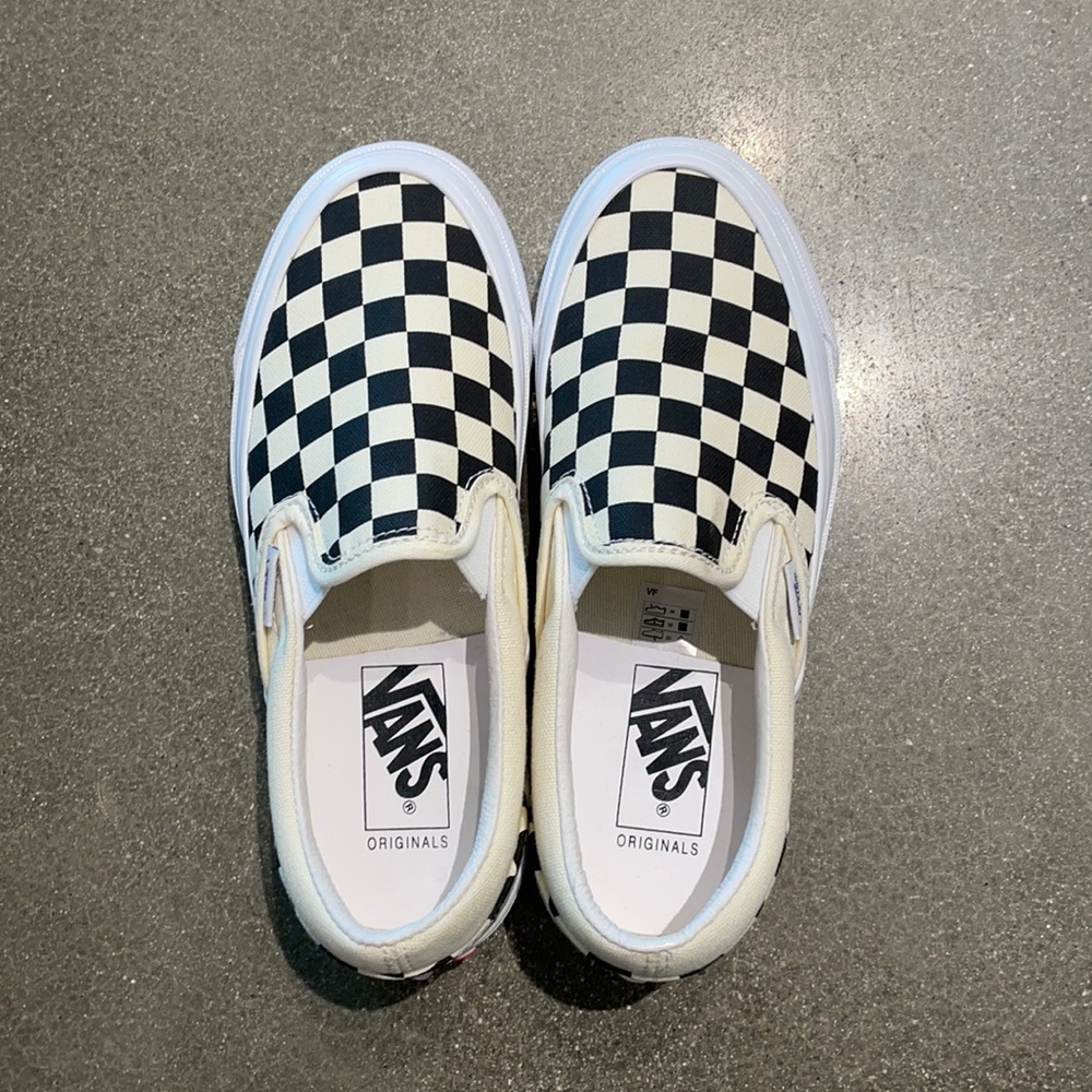 Vans Checkered OG Classic Slip ons